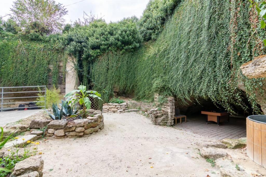 Maison Troglodytique Doue La Fontaine Exteriör bild