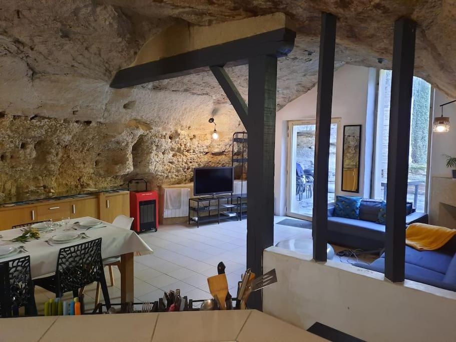 Maison Troglodytique Doue La Fontaine Exteriör bild